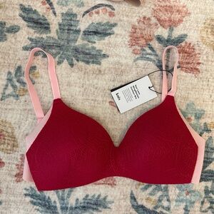 Knox NWT wireless lace bra.